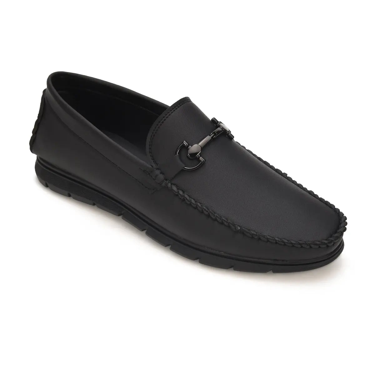 Men’s Loafer Size Guide: How Loafers Should Fit Without Heel Slip