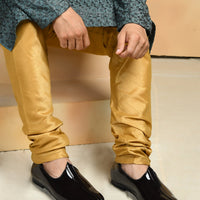 Patent Finish Ethnic Jutti Mojari Men