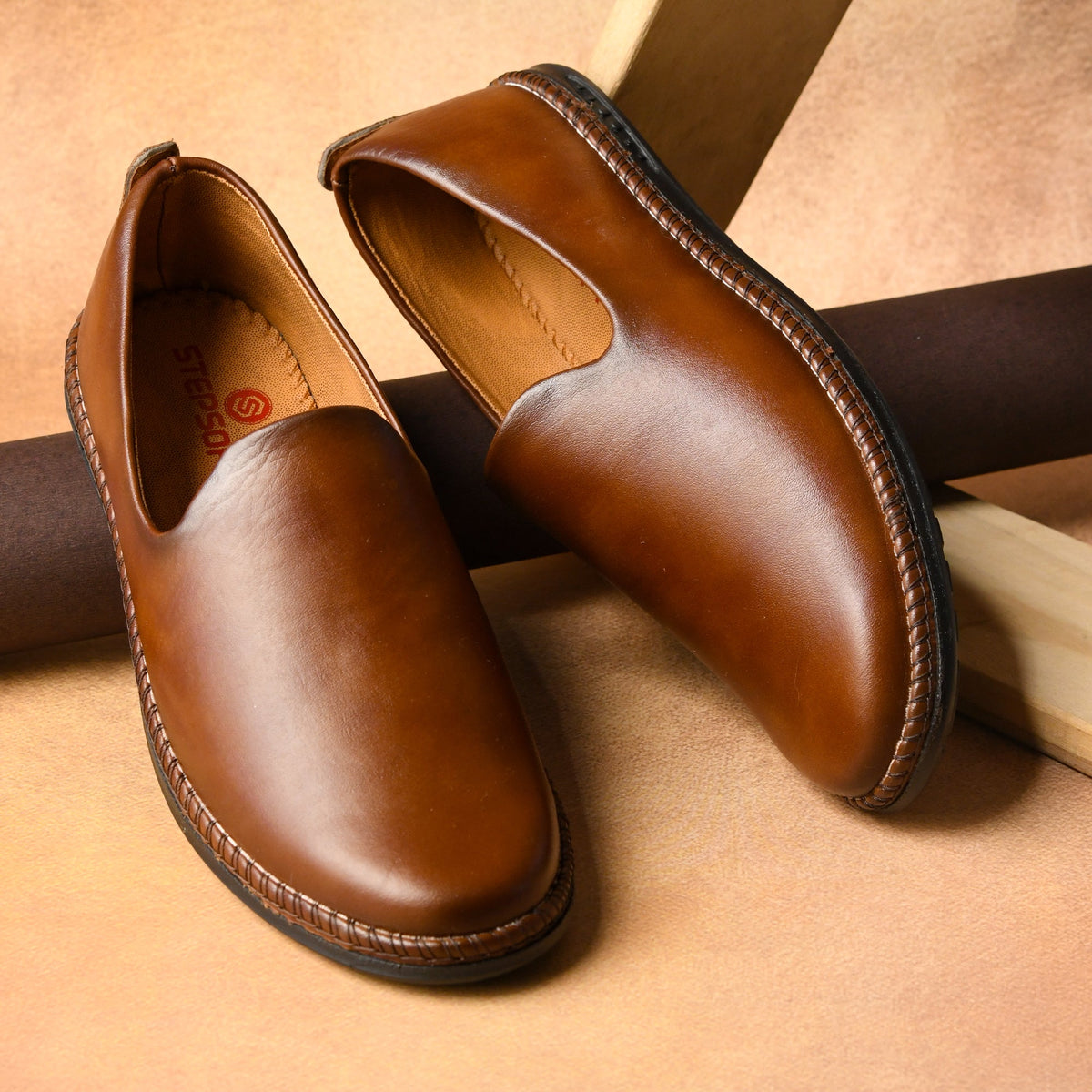Faux Leather Slip-On Ethnic Jutti Men