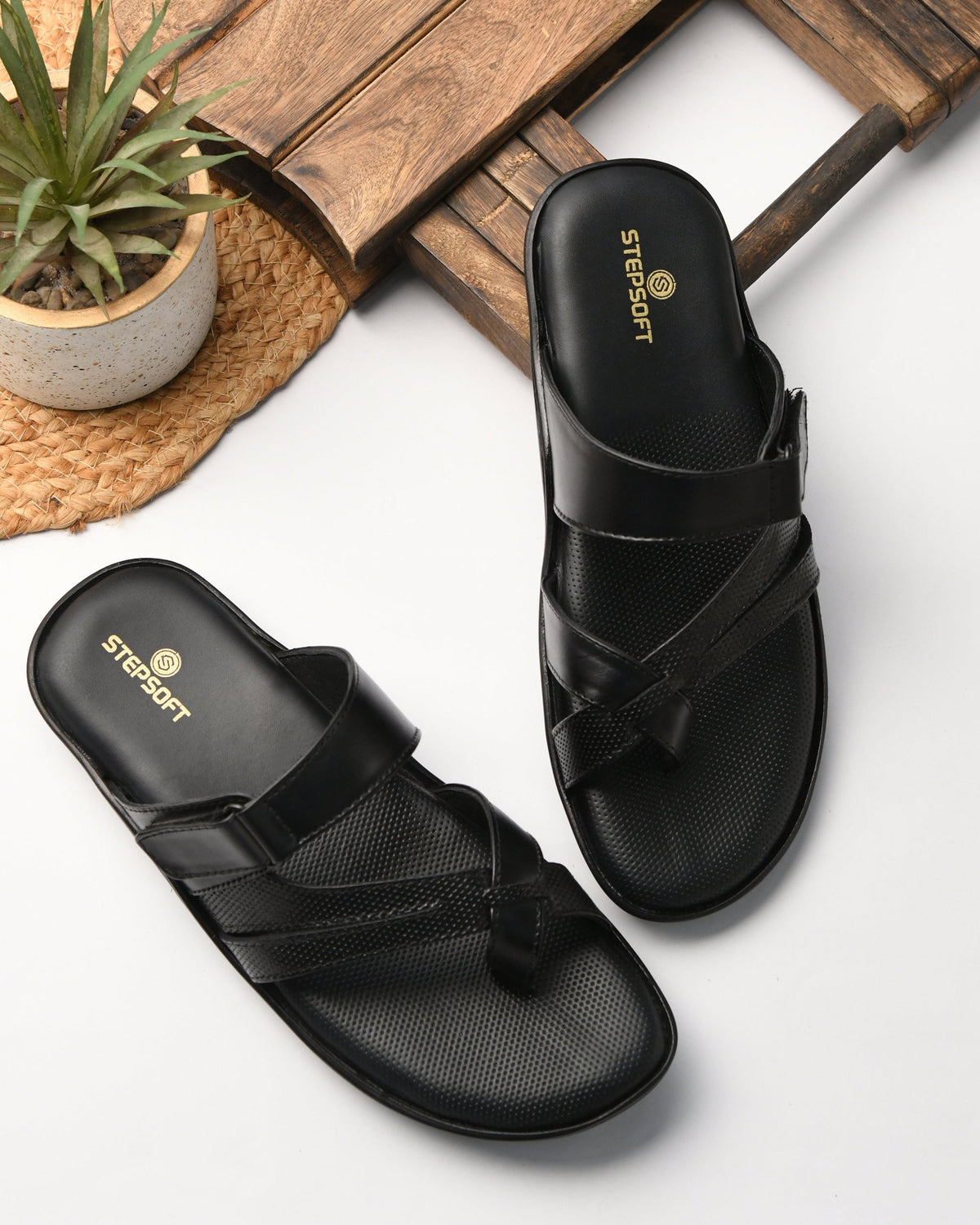 Leather Toe Ring Memory Cushion Slippers Men