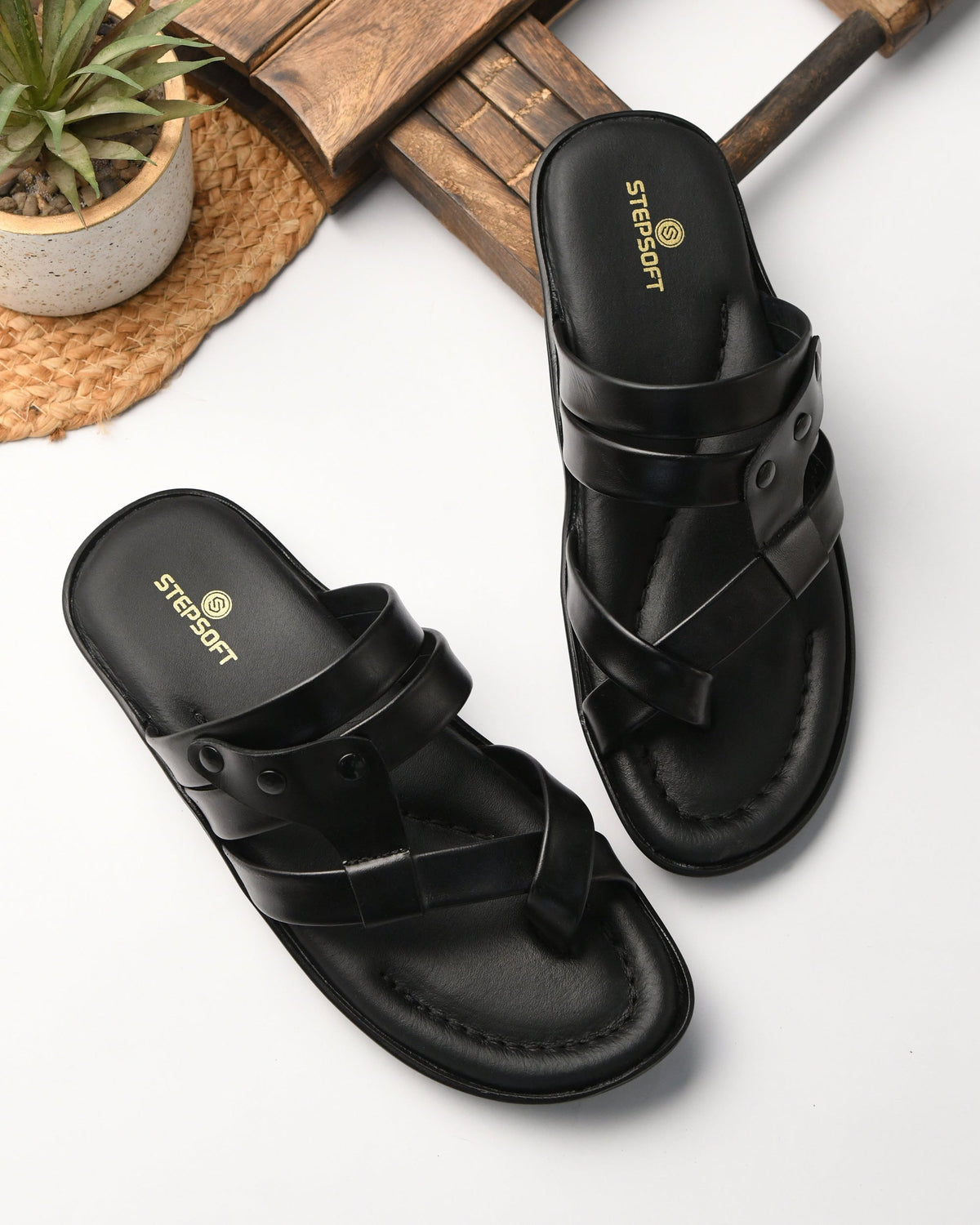Leather Thumb Style Toe Ring Slippers Men