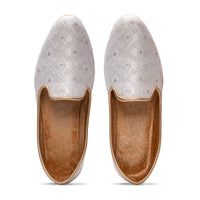 White Handcrafted Wedding Naagra Mojari
