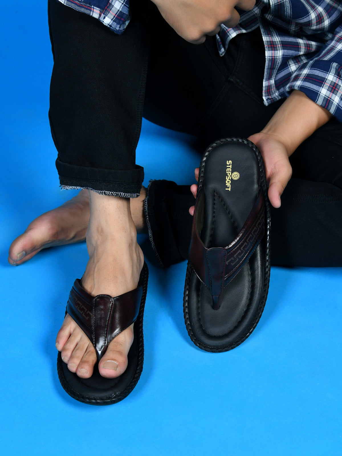 Handcrafted Leather V-Shape Slippers Men