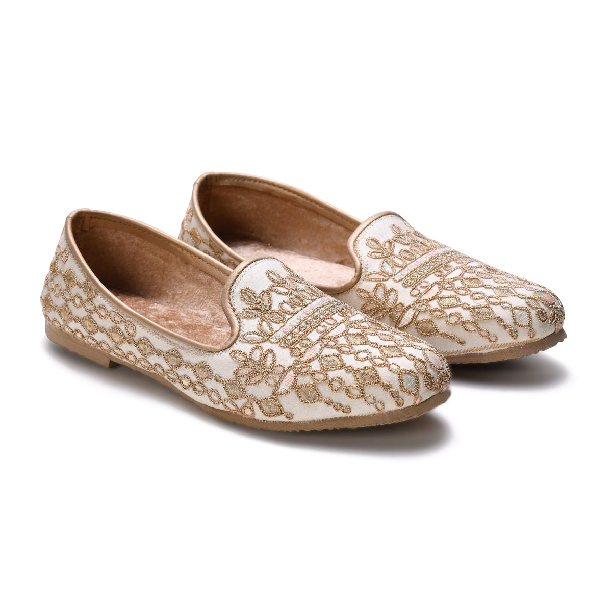 Premium Handcrafted Naagra Mojri Men