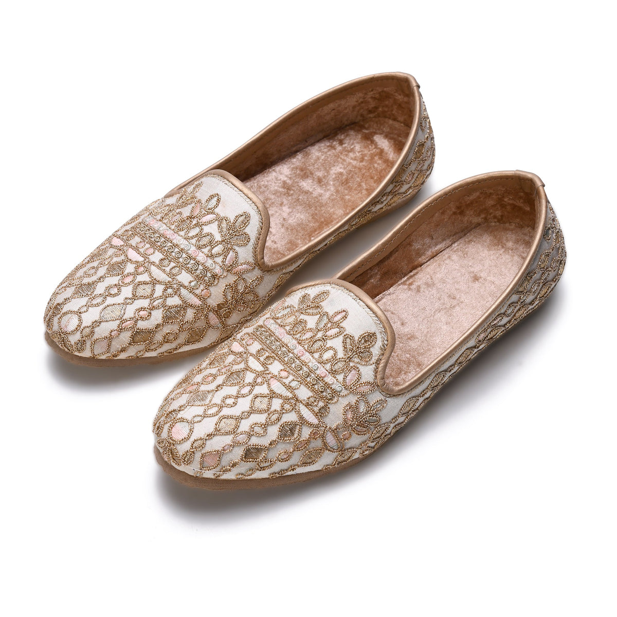 Premium Handcrafted Naagra Mojri Men