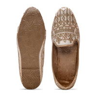 Premium Handcrafted Naagra Mojri Men