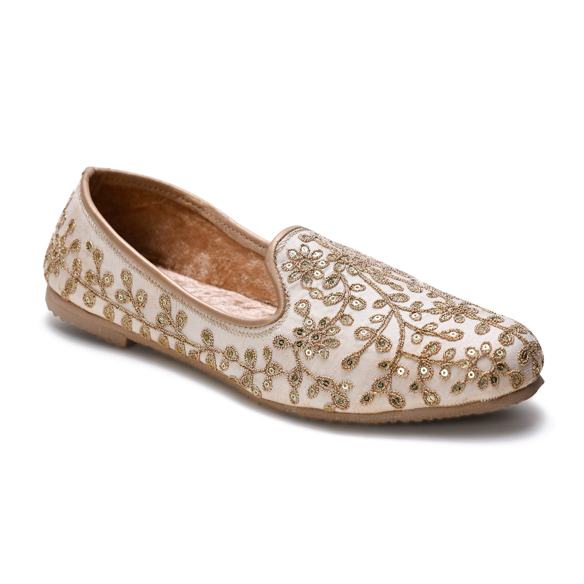 Handcrafted Embroidered Naagra Mojri Men