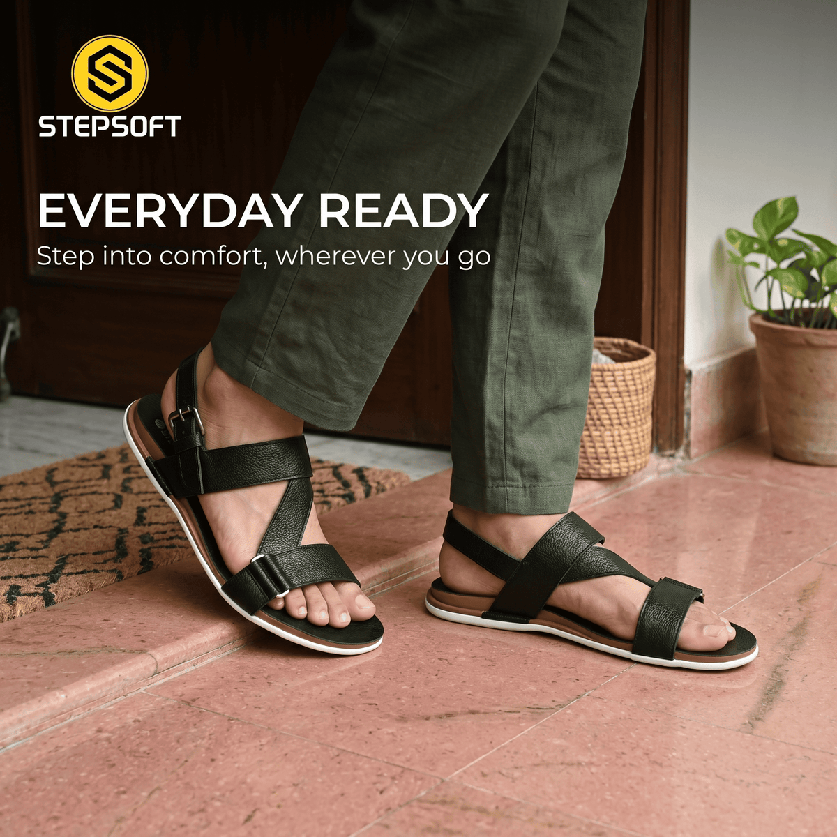 Cushioned Footbed Buckle Strap Sandals Men