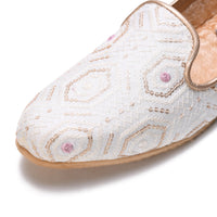 White Embroidered Wedding Nagra Mojari
