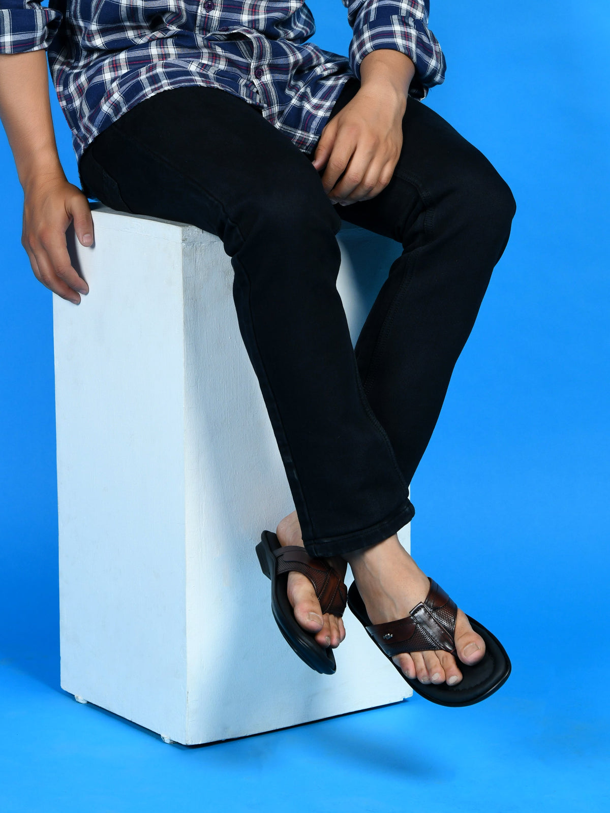 Leather V-Strap Cushioned Slippers for Men