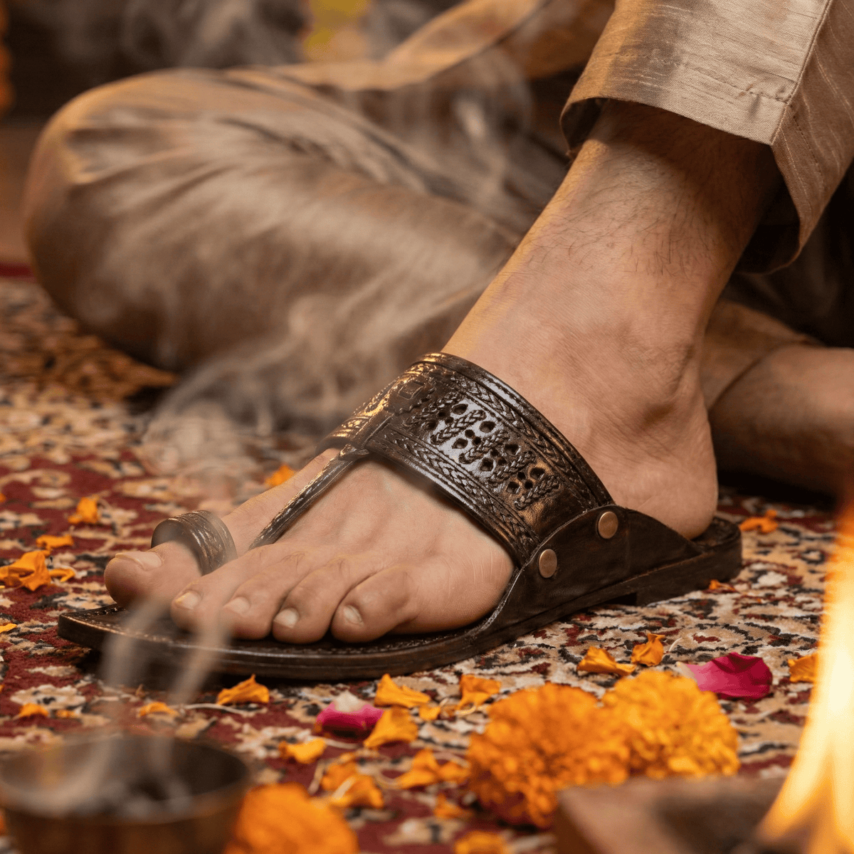 Rajveer Crest Pure Leather Kolhapuri Chappals