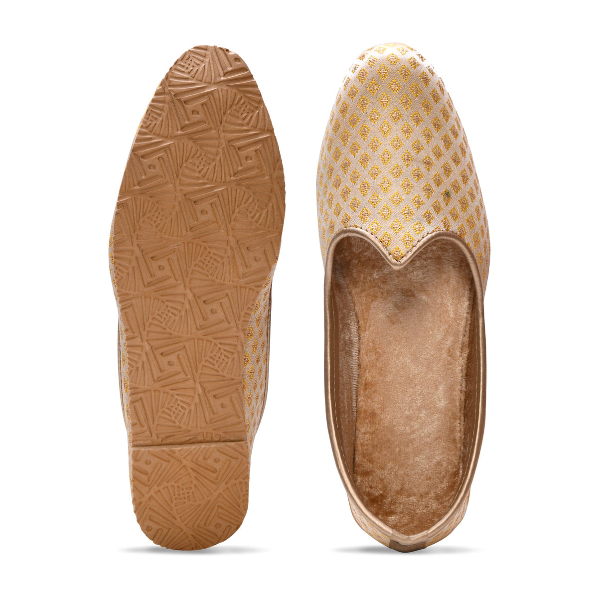 Gold Handcrafted Wedding Naagra Mojari