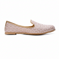 Peach Handcrafted Wedding Naagra Mojari