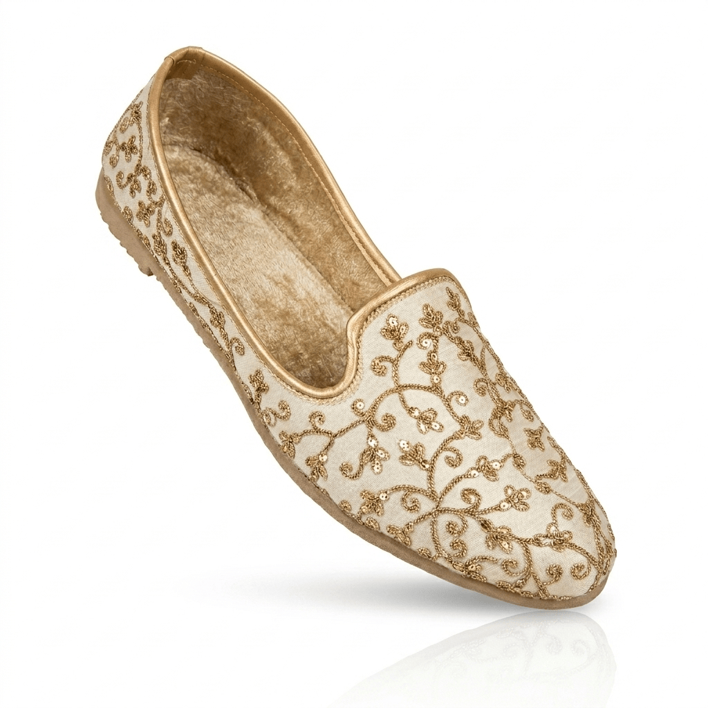 Premium Handcrafted Naagra Mojri Men