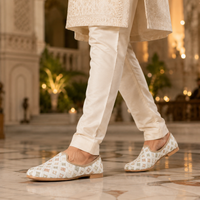 Embroidered Cushioned Comfort Nagra Juttis