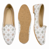 Embroidered Cushioned Comfort Nagra Juttis