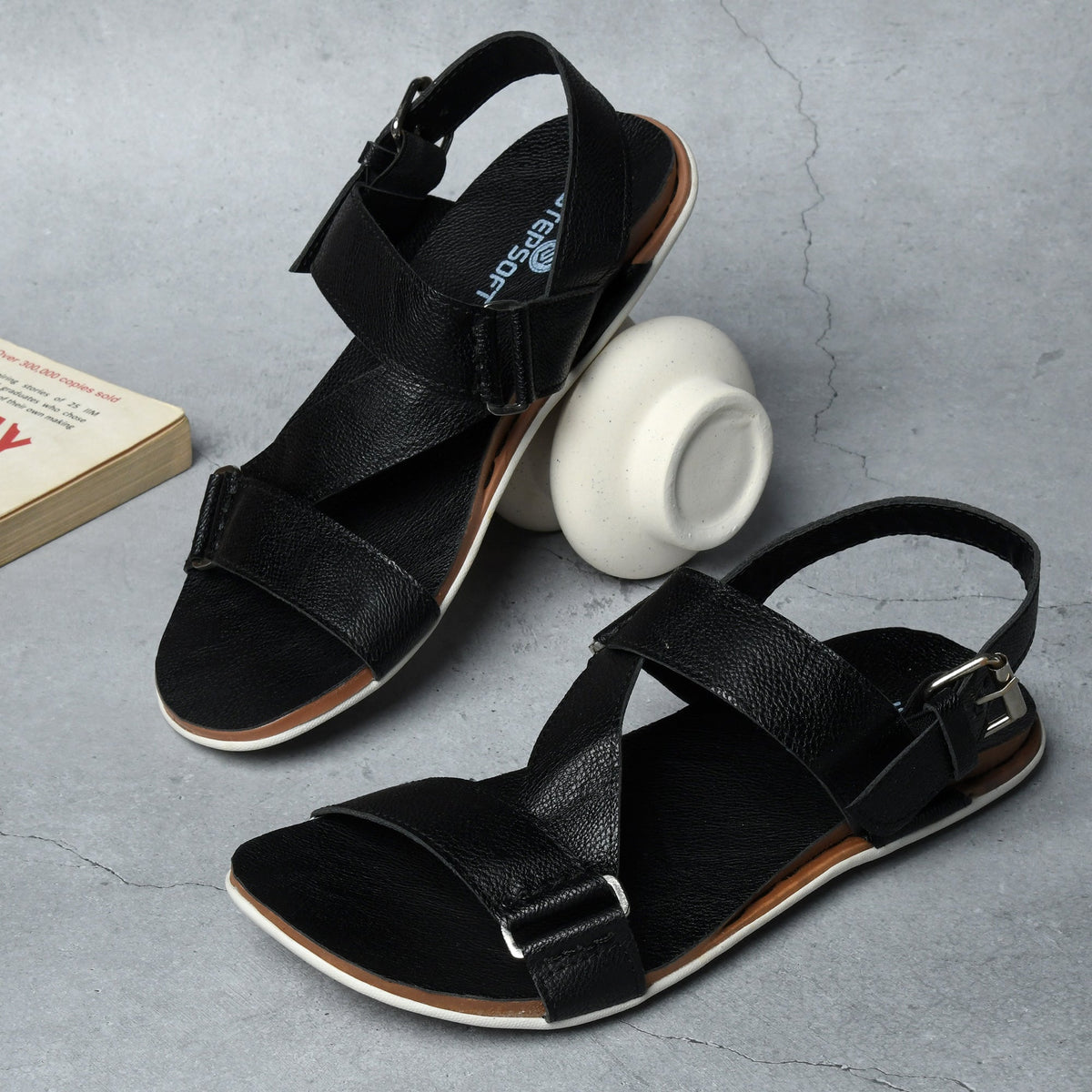 Cushioned Footbed Buckle Strap Sandals Men